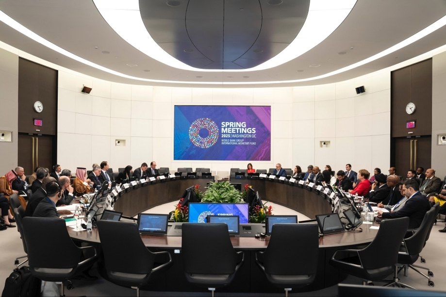 اجتماع-الطاولة-المستديرة-بشأن-سوريا السعودية وقطر تعلنان سداد ديون سوريا لدى البنك الدولي لدعم التعافي الاقتصادي