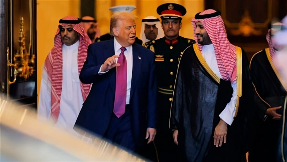 21 دمشق ترحب برفع العقوبات الأميركية: ترامب يعلن تحولًا تاريخيًا في الملف السوري
