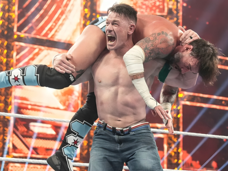 Web_Photo_Editor-6-3 جون سينا يحافظ على لقب WWE العالمي الموحد في ليلة أبطال أسطورية بالرياض