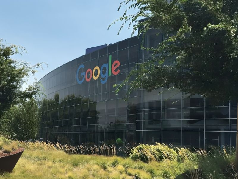 Web_Photo_Editor-6-25 غوغل تؤكد رسميًا خطط دمج "أندرويد" و"كروم أو إس" في منصة واحدة لتعزيز المنافسة