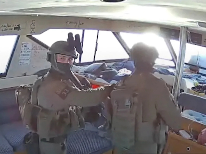 Web_Photo_Editor-11-1 إسرائيل تعترض 40 سفينة من "أسطول الصمود" والمغاربي يقترب من مياه غزة رغم تهديدات الترحيل