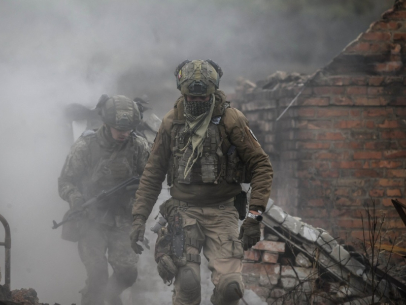 Web_Photo_Editor-13-10 ترامب: نقترب من تسوية كبرى لإنهاء حرب أوكرانيا