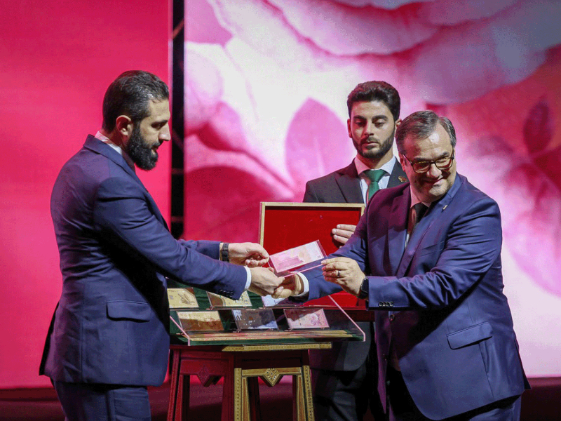 Web_Photo_Editor-13-12 كل ما تحتاج معرفته عن الليرة السورية الجديدة 2026