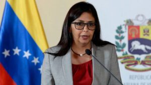 رودريغيز تتحدى ترامب: مصيري بيد الله لا بيد واشنطن