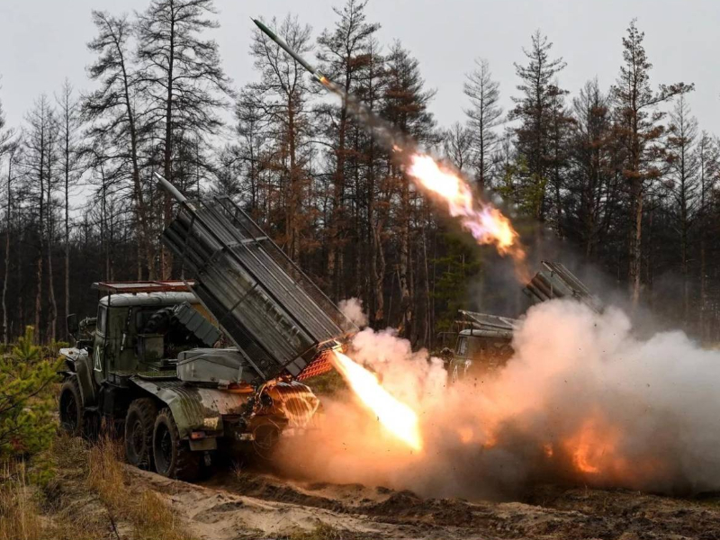 Web_Photo_Editor-14-9 تصاعد الهجمات بين روسيا وأوكرانيا وسط مفاوضات السلام