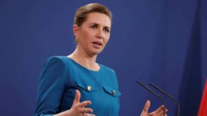 الدنمارك تحذر ترامب: غرينلاند ليست للبيع ولا للضم