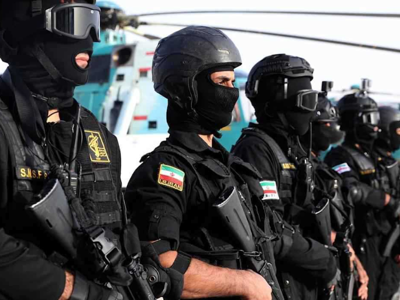 Web_Photo_Editor-11-4 ترامب يلوح بالسيطرة على نفط إيران وجزيرة خرج