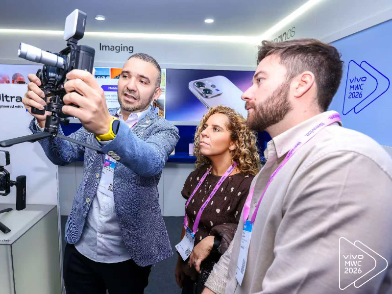 Web_Photo_Editor-2-1 vivo في MWC 2026